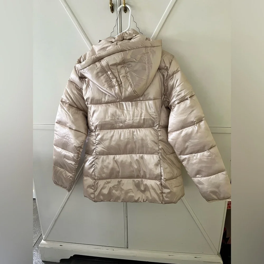 Saint John’s Bay women’s removable hood mid weight puffer jacket. NWT - Picture 2 of 5